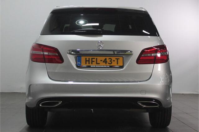 Mercedes-Benz B-KLASSE 180 Prestige - Automaat - Navi / Bluetooth / Stoelverw.