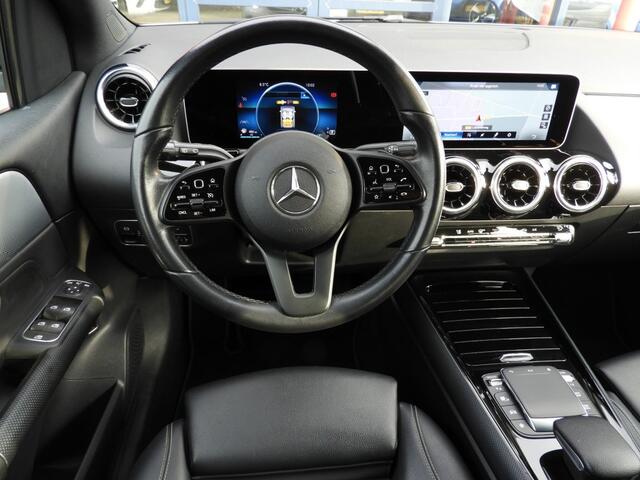 Mercedes-Benz B-KLASSE B 180 BUS. SOLUTION WIDESCREEN/CAMERA/CARPLAY