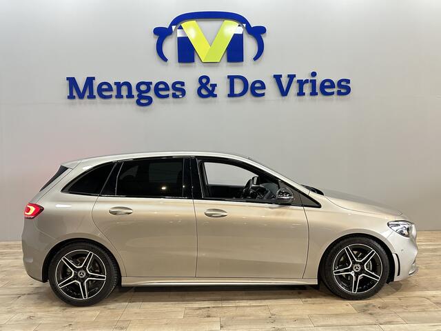 Mercedes-Benz B-KLASSE 200 Business Solution AMG Line | LED | Airco ECC | Sfeer | Wide Screen | Camera | Cruise Control | Apple Carplay Android Auto | Isofix | NAP |