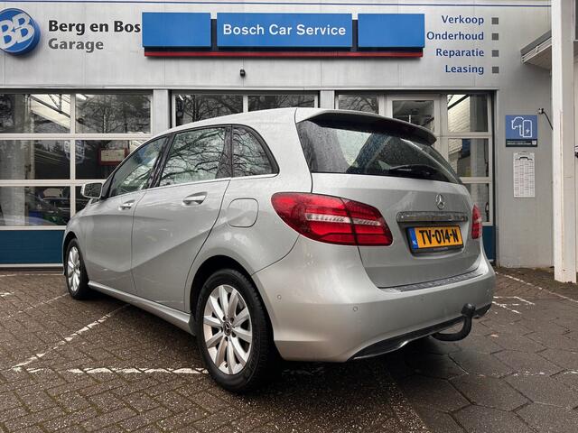 Mercedes-Benz B-KLASSE 180 Ambition /LED/ Camera/ PDC/ Navi/ Trekhaak