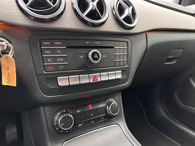 Mercedes-Benz B-KLASSE 180 Ambition /LED/ Camera/ PDC/ Navi/ Trekhaak
