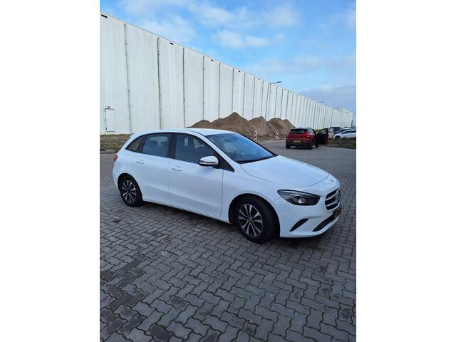 Mercedes-Benz B-KLASSE 180 Business Solution Plus