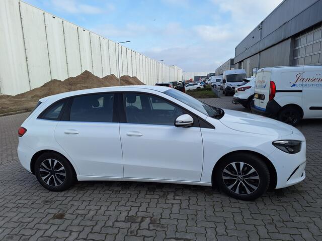 Mercedes-Benz B-KLASSE 180 Business Solution Plus