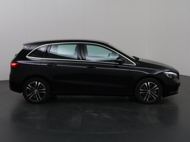 Mercedes-Benz B-KLASSE 250 e Luxury Line | Navigatie | Parkeercamera | Stoelverwarming | Keyless Go | Trekhaak |