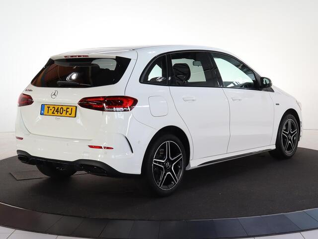 Mercedes-Benz B-KLASSE 250 e Premium Night EDITION | AMG Line | Sfeerverlichting | Smartphone integratiepakket | DAB+ Radio | BTW auto | Stoelverwarming | Zitcomfortpakket | High Performance LED