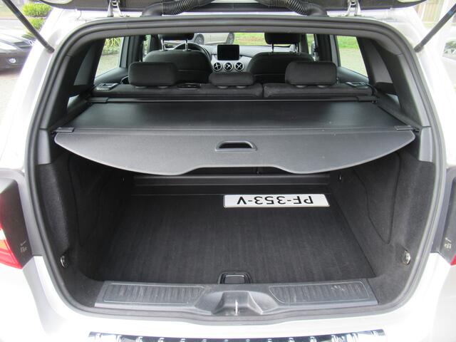 Mercedes-Benz B-KLASSE 180 Business Solution/Trekhaak