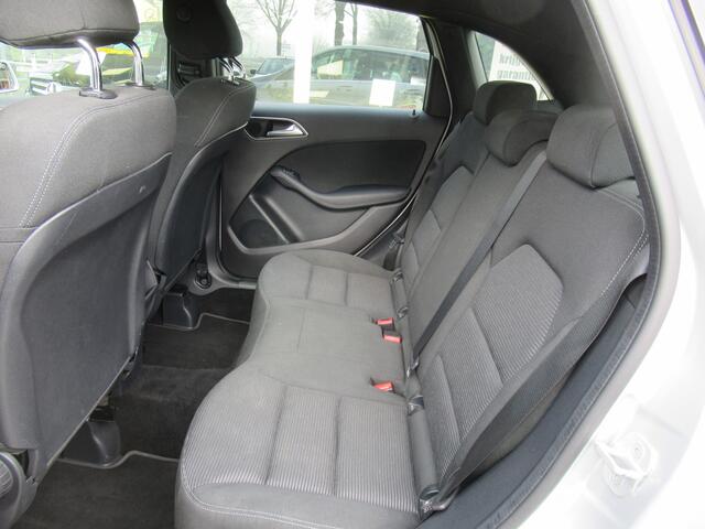Mercedes-Benz B-KLASSE 180 Business Solution/Trekhaak