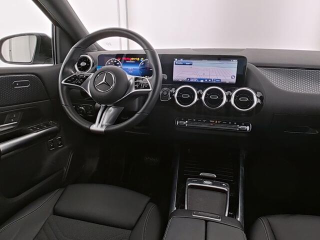 Mercedes-Benz B-KLASSE 250 e Face Lift Plug-In Hybride | Progressive Line Advanced | Automatische klimaatregeling THERMOTRONIC | 11 kW Laden | Stuur en Stoelverwarming | Inclusief 24 maanden MB Certified garantie voor Europa.