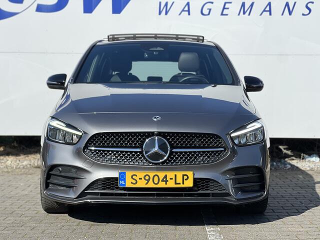 Mercedes-Benz B-KLASSE 180 AMG Line | Pano | Camera | LED | Wireless Carplay | Night