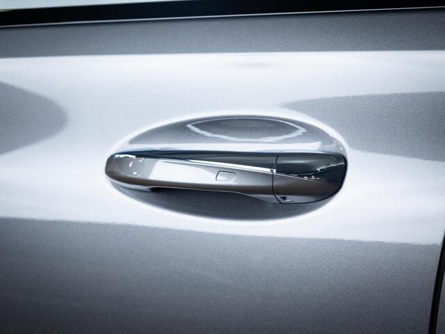 Mercedes-Benz B-KLASSE 180 AMG Line Premium | Panorama dak
