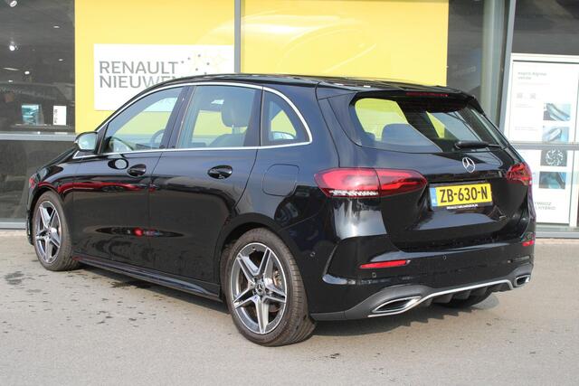 Mercedes-Benz B-KLASSE 180 AMG Business Solution AUTOMAAT / 18 INCH AMG VELGEN / NAVIGATIE FULL MAP / STOELVERWARMING / LED KOPLAMPEN / AMG STYLING