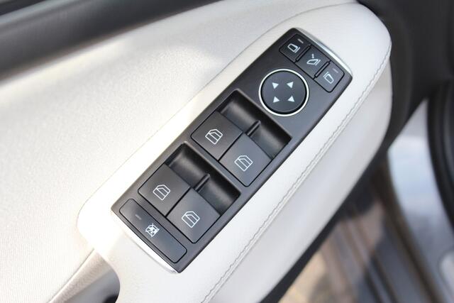 Mercedes-Benz B-KLASSE 180 Ambition automaat | Cruise | Trekhaak |