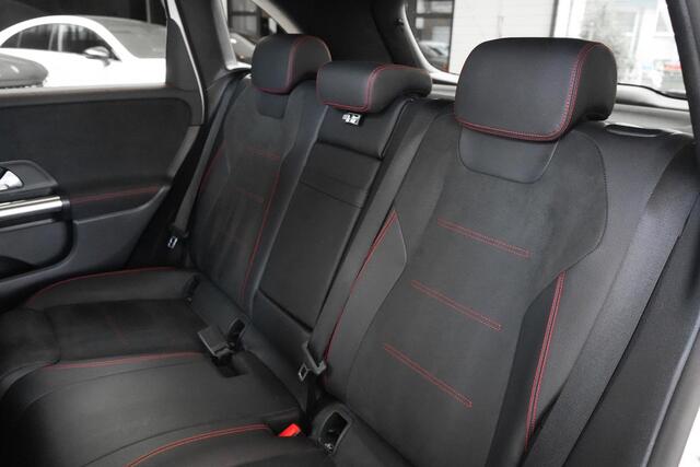 Mercedes-Benz B-KLASSE 200 AMG | PANO | STOELVERW. | VOL