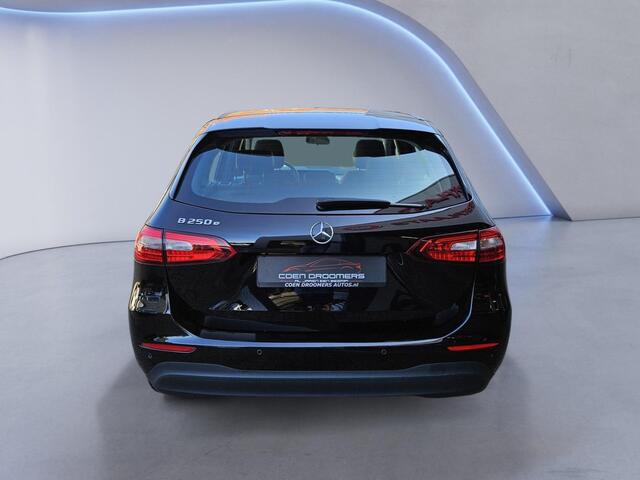 Mercedes-Benz B-KLASSE 250 e Business Line /Apple Carplay/Stoelverw./Parkeersens. rondom./DAB+/Cruise&Climate Contr./Verkeersbordenherkenning/17''LMV/(MET GARANTIE*)