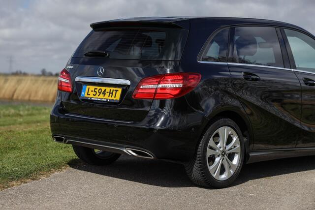 Mercedes-Benz B-KLASSE 180 Aut7 Sport ? LED ? Camera ? Dodehoek