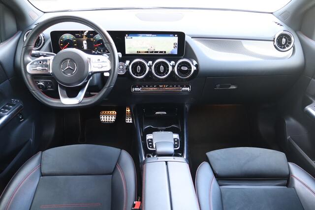 Mercedes-Benz B-KLASSE 180 Business Solution AMG NL-Auto!! Carplay I Camera I 19''LM