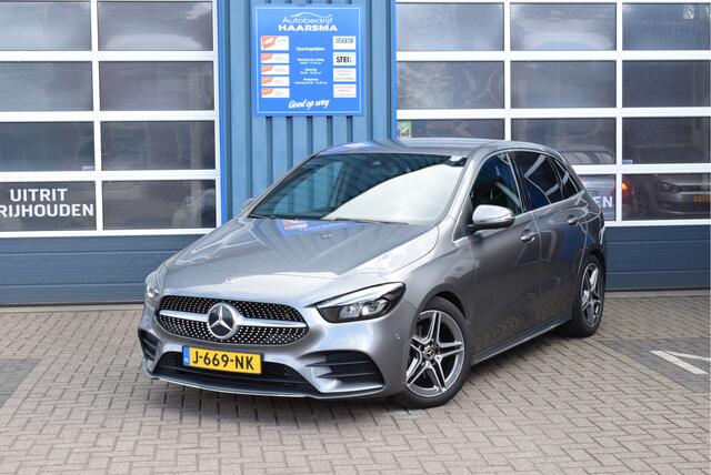 Mercedes-Benz B-KLASSE 180 Business Solution AMG Automaat Trekhaak