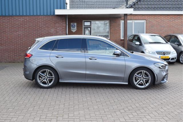 Mercedes-Benz B-KLASSE 180 Business Solution AMG Automaat Trekhaak