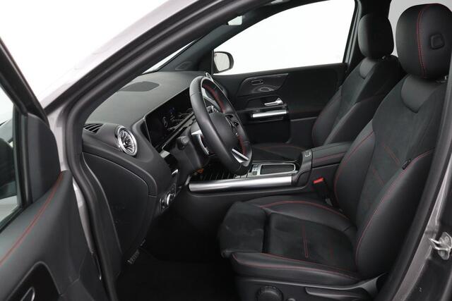 Mercedes-Benz B-KLASSE 250e AMG | Stoelverwarming | Camera | Sfeerverlichting | Keyless | Leder/Alcantara | Navigatie | Widescreen | Full LED | Park Assist