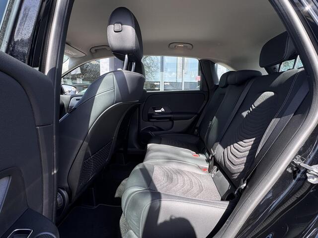 Mercedes-Benz B-KLASSE 250 e Advantage | Standkachel | Sportstoelen
