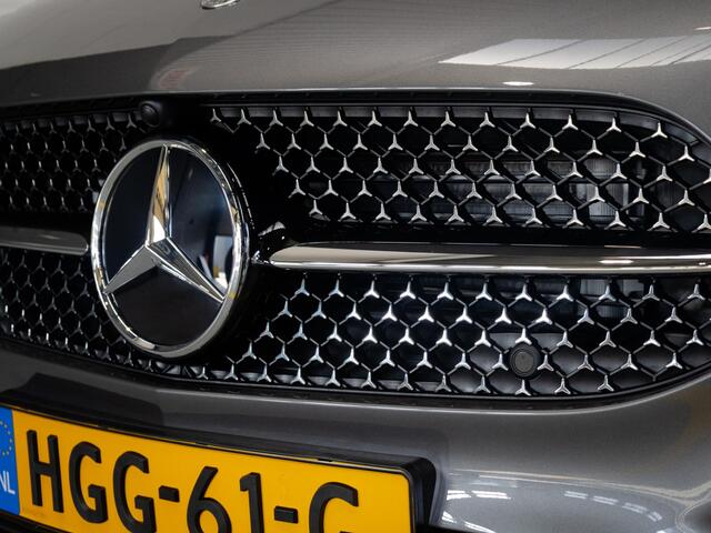 Mercedes-Benz B-KLASSE 180 Star Edition AMG Line Panorama dak | Trekhaak