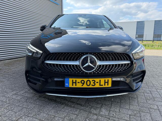 Mercedes-Benz B-KLASSE 180 Business Solution AMG Camera