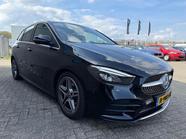 Mercedes-Benz B-KLASSE 180 Business Solution AMG Camera