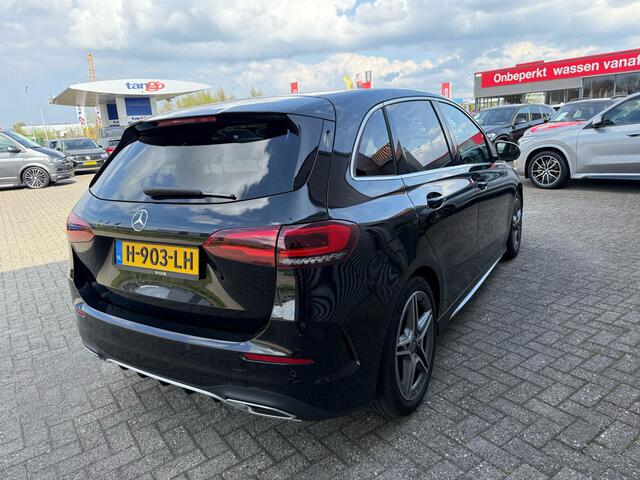 Mercedes-Benz B-KLASSE 180 Business Solution AMG Camera