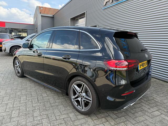 Mercedes-Benz B-KLASSE 180 Business Solution AMG Camera