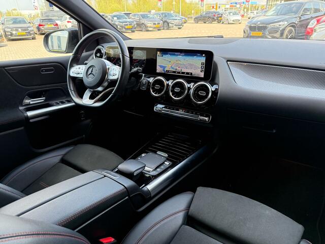 Mercedes-Benz B-KLASSE 180 Business Solution AMG Camera