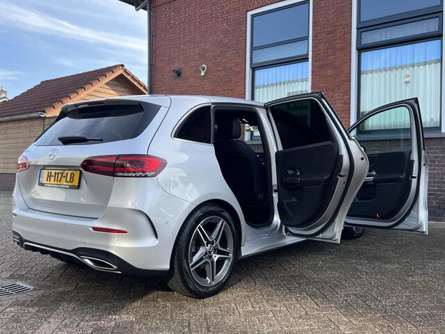 Mercedes-Benz B-KLASSE 180 Business Solution AMG | NAVIGATIE | ELEKTRISCHE ACHTERKLEP |