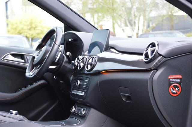 Mercedes-Benz B-KLASSE 180 AMG-LINE | LED | NAVI | CAMERA | TREKHAAK | ENZ