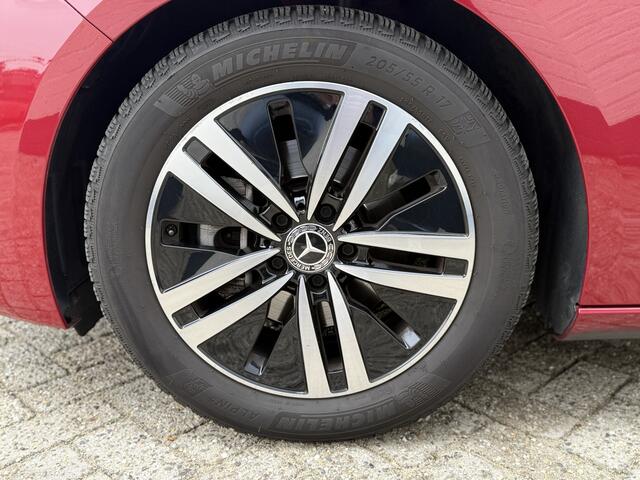 Mercedes-Benz B-KLASSE 200 Luxury | BOMVOL !! | PANO | LEDER | SFEER | MEMORY | CAMERA