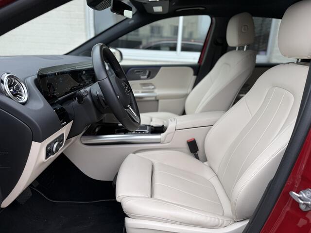 Mercedes-Benz B-KLASSE 200 Luxury | BOMVOL !! | PANO | LEDER | SFEER | MEMORY | CAMERA
