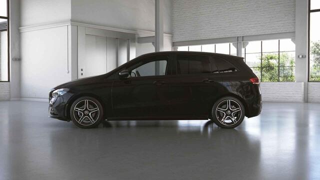 Mercedes-Benz B-KLASSE 200 Business Solution AMG | Night | Panoramadak | Trekhaak | Stoelverwarming | Achteruitrijcamera |
