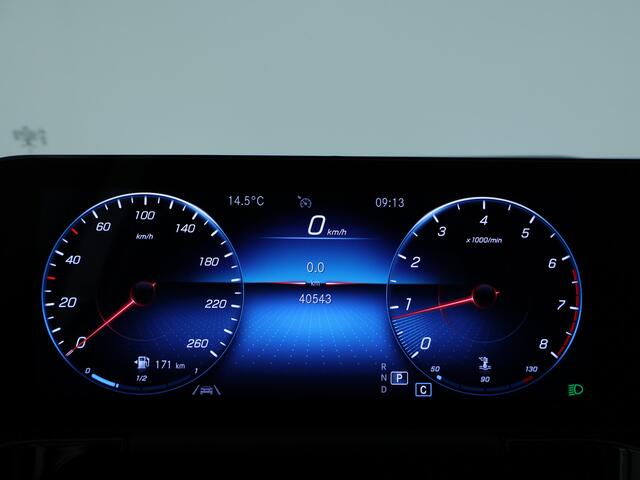 Mercedes-Benz B-KLASSE 180 Business Solution AMG AMG Styling Inclusief 24 maanden MB Certified garantie voor Europa.