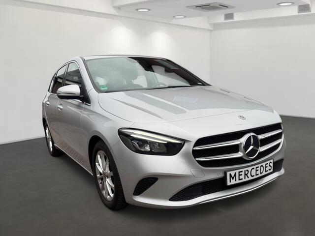 Mercedes-Benz B-KLASSE 180 Launch Edition Premium Dealer onderhouden