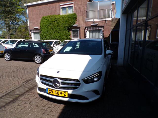 Mercedes-Benz B-KLASSE 180 Advantage AUTOMAAT,CAMERA,NAP, 1 EIGENAAR !!! ''2e PAASDAG OPEN''