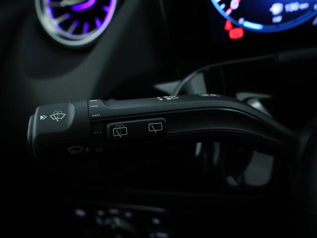 Mercedes-Benz B-KLASSE 250 e Edition AMG Nightpakket | Sfeerverlichting | Stoelverwarming | Parkeerpakket met Camera | Car Play | Inclusief 24 maanden Mercedes-Benz Certified garantie voor Europa.