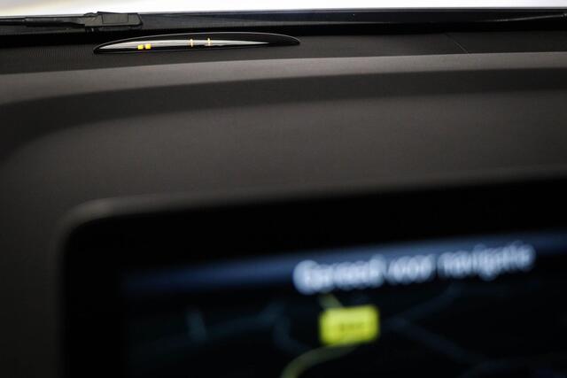 Mercedes-Benz B-KLASSE 180 Business Solution | PANORAMADAK | LED | HALF LEDER | NAVIGATIE