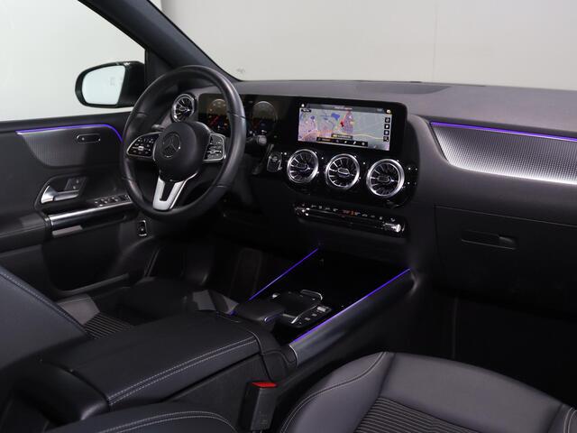 Mercedes-Benz B-KLASSE 250 e Luxury Line | LED | Sfeerverlichting | Achteruitrijcamera | Getint glas |