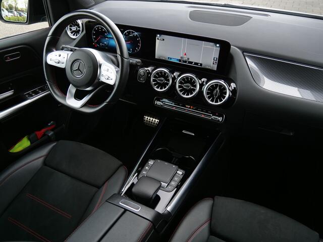 Mercedes-Benz B-KLASSE 180 136pk Business Solution AMG Automaat Navigatie / 18 inch / Sfeerverlichting / Stoelverwarming