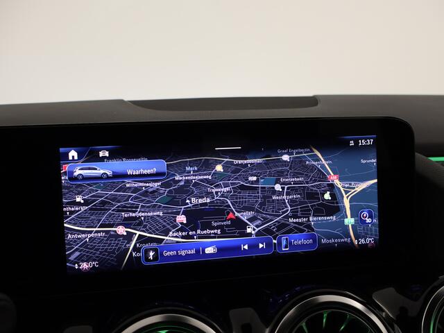 Mercedes-Benz B-KLASSE 180 AMG Line | Sfeerverlichting | Carplay | Stoelverwarming | Keyless Go | Parkeerpakket met Camera | Inclusief 24 maanden Mercedes-Benz Certified garantie voor Europa.