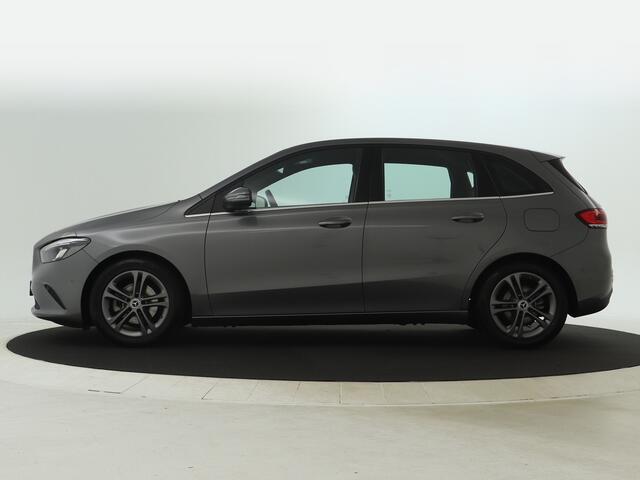 Mercedes-Benz B-KLASSE 180 Advantage Inclusief 24 maanden MB Certified garantie voor Europa.