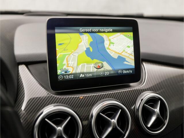 Mercedes-Benz B-KLASSE 180 AMG Sport Automaat (PANORAMADAK, GROOT NAVI, SFEERVERLICHTING, RODE GORDELS, LEDER/ALCANTARA, SPORTSTOELEN, GETINT GLAS, TREKHAAK, NIEUWSTAAT)