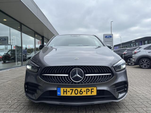 Mercedes-Benz B-KLASSE 220 Launch Edition Premium Plus | 190pk Automaat | Panoramadak | Matrix LED | Stoelverwarming | Winterset