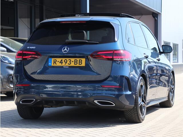 Mercedes-Benz B-KLASSE 180 Business Solution AMG I Automaat I Panoramadak I Leder