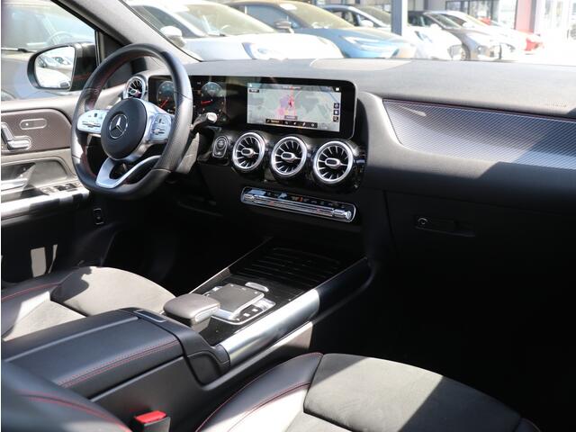 Mercedes-Benz B-KLASSE 180 Business Solution AMG I Automaat I Panoramadak I Leder
