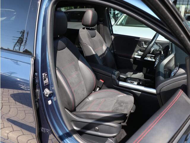 Mercedes-Benz B-KLASSE 180 Business Solution AMG I Automaat I Panoramadak I Leder
