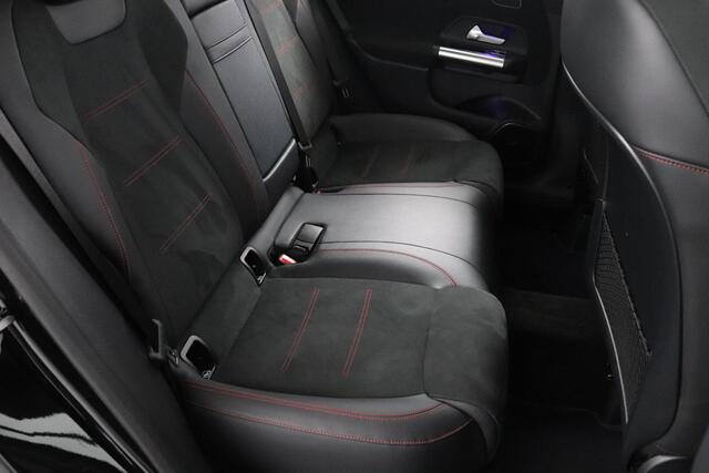 Mercedes-Benz B-KLASSE 180 Launch Edition Premium Plus | AMG Line | Burmester Audio | 360 Camera | Panoramadak |